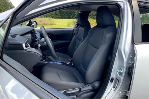Used 2022 Toyota Corolla LE image 26
