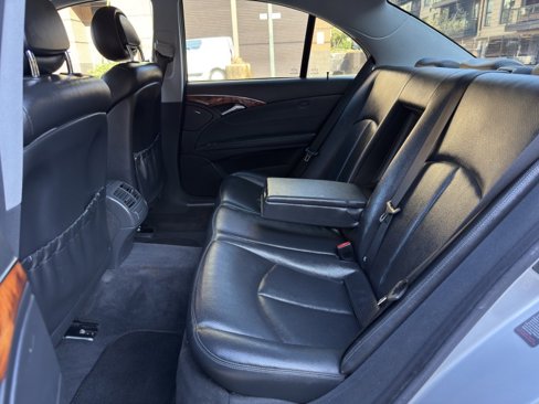Used 2004 Mercedes-Benz E 320 Sedan image 27