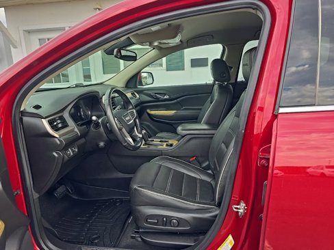 Used 2019 GMC Acadia Denali image 12