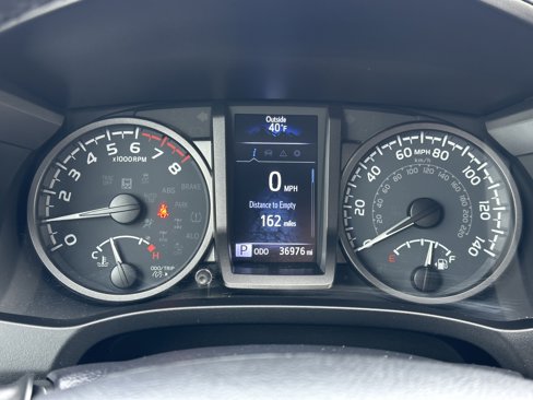 Used 2022 Toyota Tacoma SR5 image 40