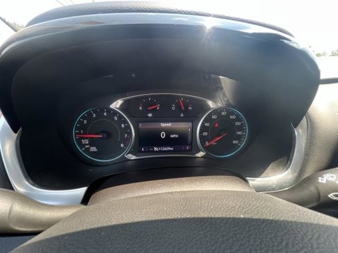 Used 2021 Chevrolet Traverse LT image 12