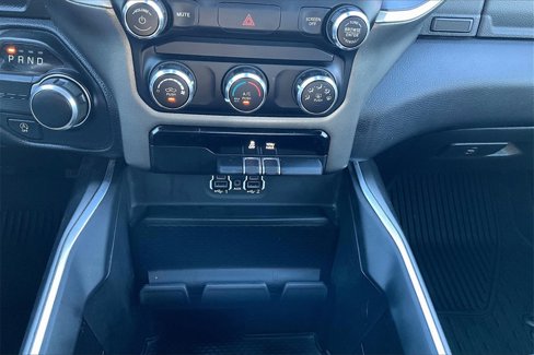 Used 2021 RAM 1500 Lone Star image 32