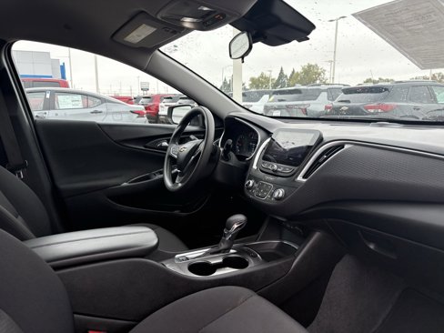 Used 2024 Chevrolet Malibu LT image 9
