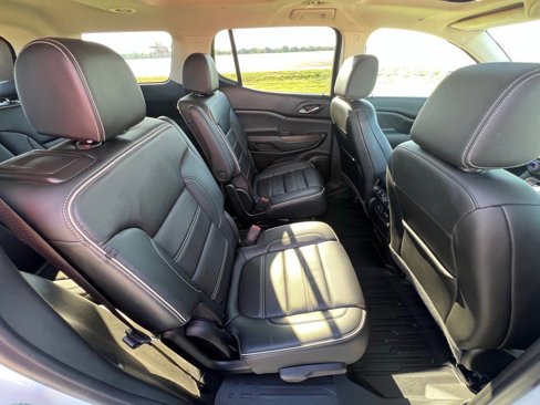 Used 2022 GMC Acadia Denali w/ Denali Technology Package image 19
