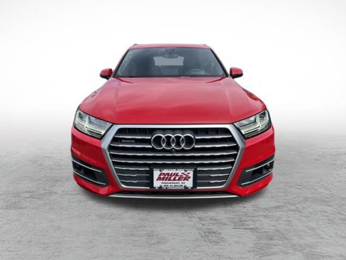 Used 2019 Audi Q7 3.0T Prestige image 2
