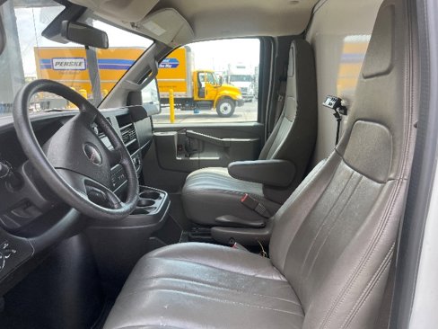 Used 2021 GMC Savana 3500 w/ Power Convenience Package image 19