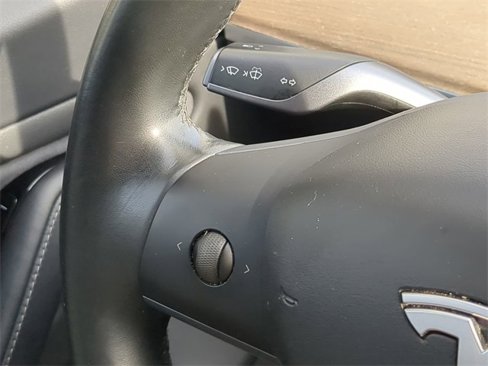 Used 2018 Tesla Model 3 Performance image 26