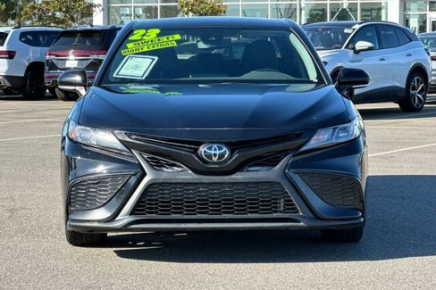 Used 2023 Toyota Camry SE image 9