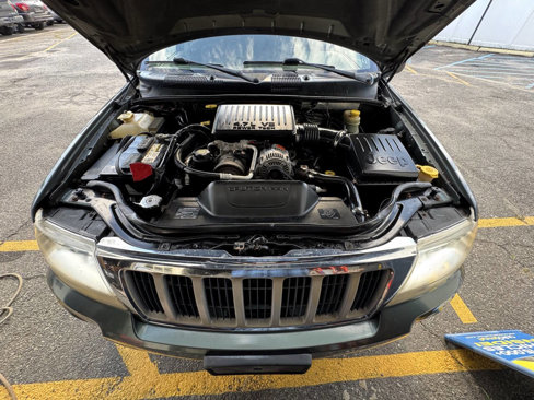 Used 2004 Jeep Grand Cherokee Limited w/ Cold Weather Group image 12
