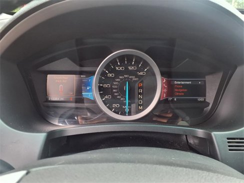 Used 2013 Ford Explorer XLT image 17