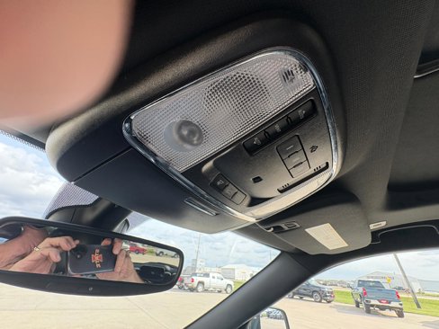 Used 2018 Jeep Grand Cherokee Limited image 30