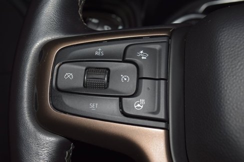 Used 2022 Chevrolet Silverado 2500 High Country w/ Technology Package image 42