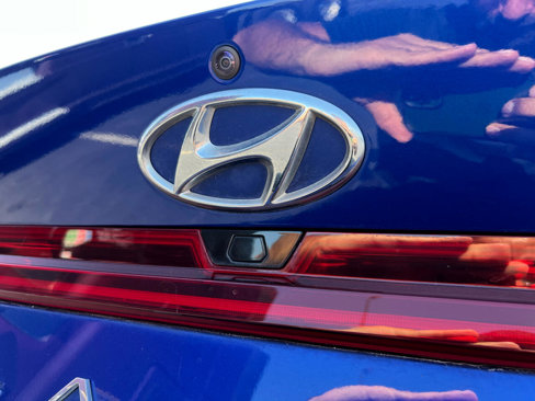 Used 2021 Hyundai Elantra Limited image 66