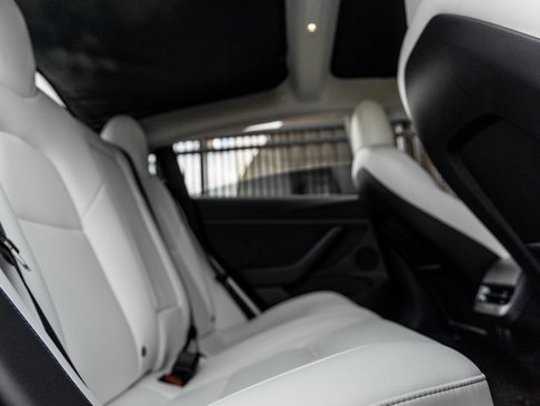 Used 2022 Tesla Model 3 Long Range image 32