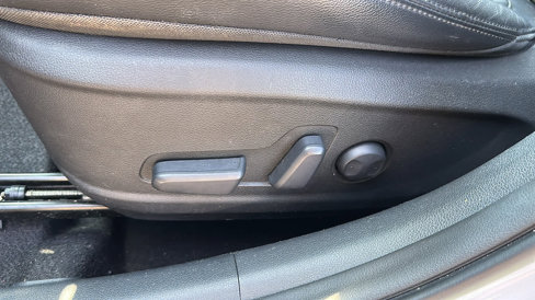 Used 2022 Hyundai Kona Limited image 13