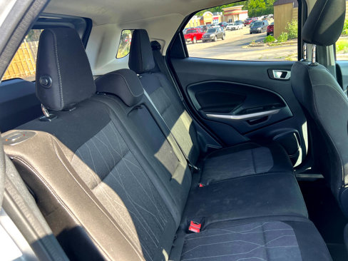Used 2018 Ford EcoSport SE w/ SE Convenience Package image 40