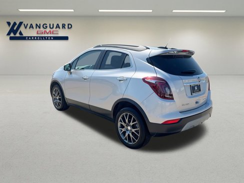Used 2018 Buick Encore Sport Touring image 8