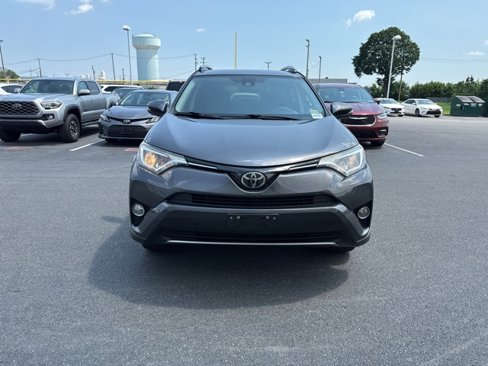Used 2017 Toyota RAV4 XLE image 5