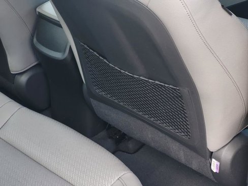 Used 2020 Hyundai Elantra Limited image 18