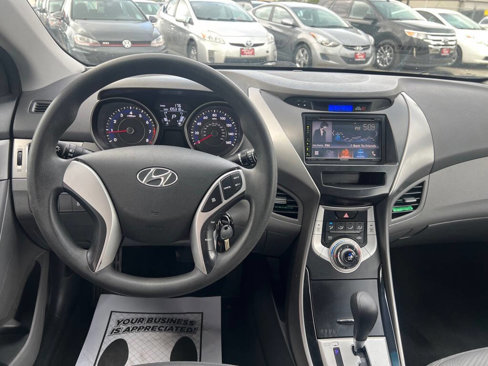 Used 2011 Hyundai Elantra GLS image 15