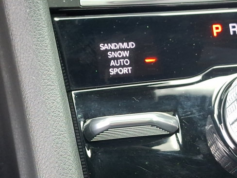 Used 2024 Jeep Grand Cherokee Limited w/ Black Appearance Package image 26