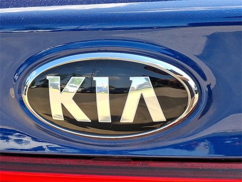 Certified 2020 Kia Forte LXS image 29