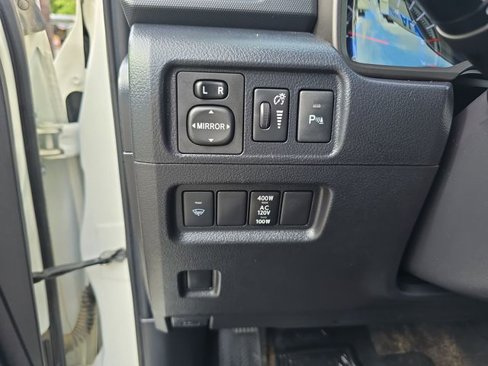 Used 2018 Toyota 4Runner SR5 image 20