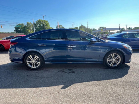 Used 2018 Hyundai Sonata Limited w/ Limited Ultimate Package 03 image 4