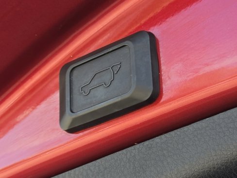 Used 2015 Toyota RAV4 XLE image 14