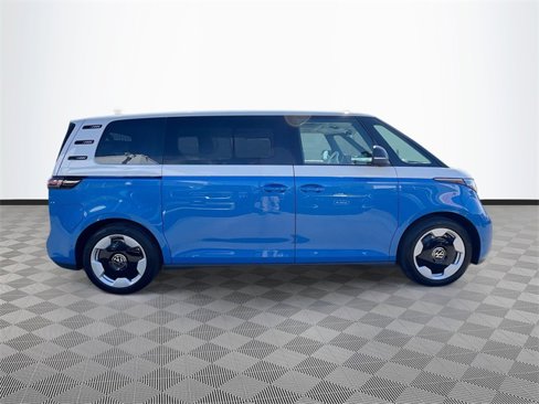 New 2025 Volkswagen ID. Buzz Pro S Plus image 8