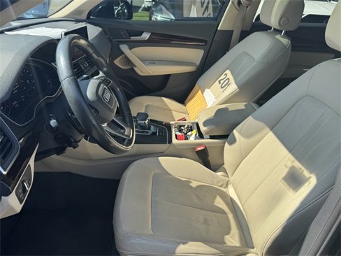 Used 2018 Audi Q5 2.0T Premium Plus w/ Premium Plus Package image 27