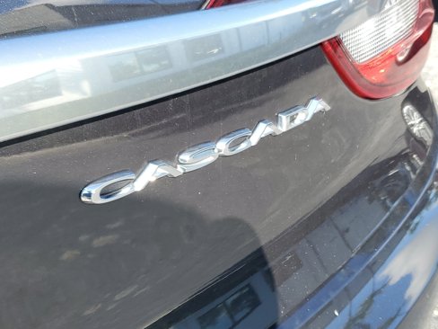 Used 2016 Buick Cascada Premium image 4