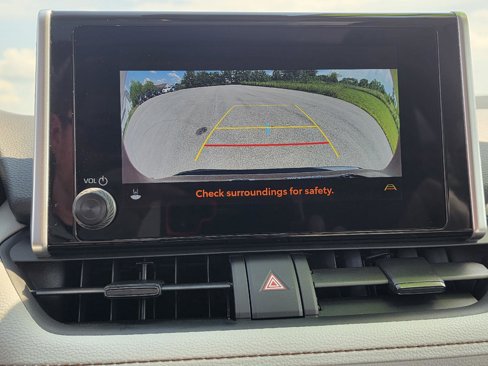 Used 2023 Toyota RAV4 XLE image 19