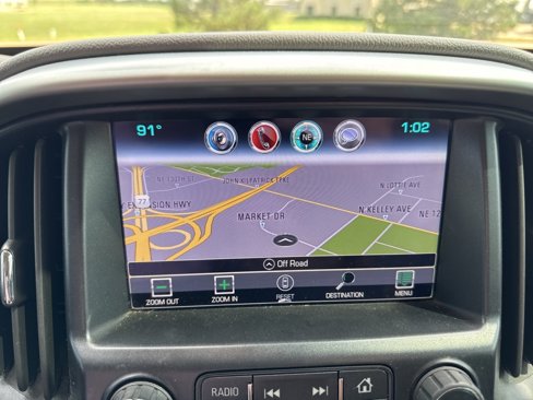 Used 2016 Chevrolet Colorado LT w/ LT Convenience Package image 3
