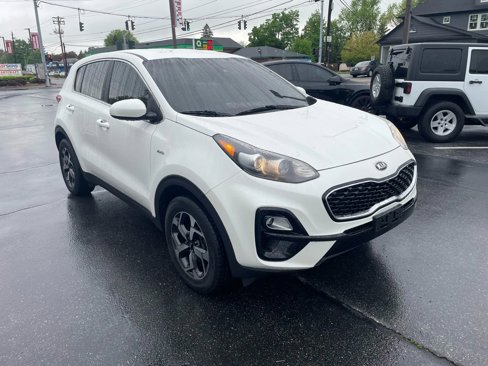 Used 2021 Kia Sportage LX image 2