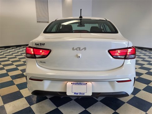 Used 2023 Kia Rio LX image 10
