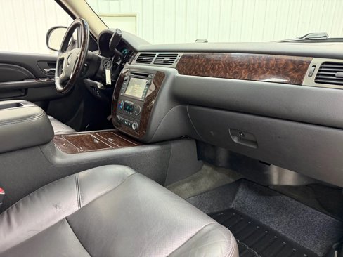 Used 2010 GMC Yukon Denali image 14
