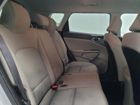 Used 2021 Kia Soul S image 19