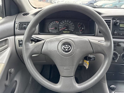 Used 2005 Toyota Corolla S image 22