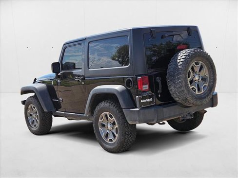 Used 2017 Jeep Wrangler Rubicon w/ Power Convenience Group image 8