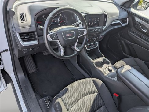 Used 2023 GMC Terrain SLE w/ Driver Convenience Package image 11