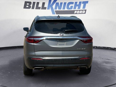 Used 2019 Buick Enclave Essence image 4