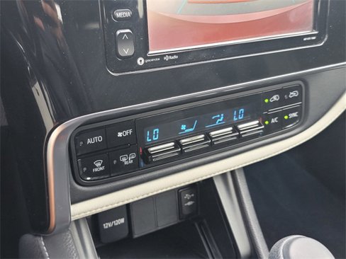 Used 2017 Toyota Corolla iM image 24
