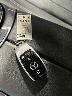 Used 2017 Mercedes-Benz E 300 4MATIC image 51
