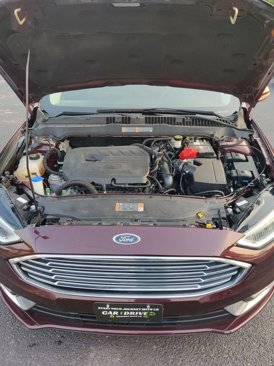 Used 2017 Ford Fusion SE w/ Fusion SE Technology Package image 23