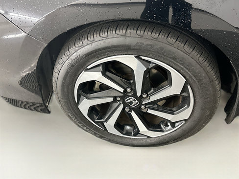 Used 2017 Honda Accord EX-L image 11