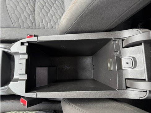 Used 2018 Chevrolet Equinox LT image 19