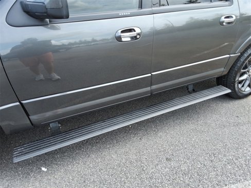 Used 2017 Ford Expedition EL Limited w/ Equipment Group 301A image 25
