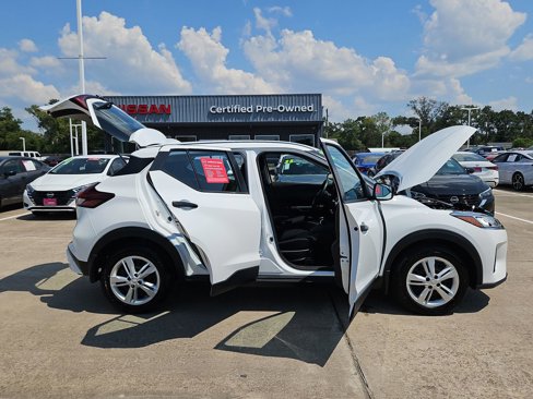 Certified 2024 Nissan Kicks S image 12