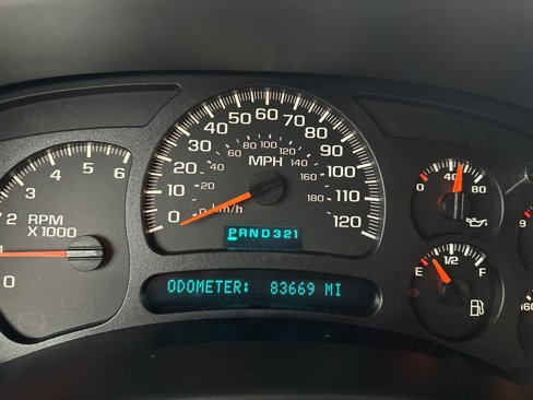 Used 2005 Chevrolet Suburban LT w/ Preferred Equipment Group image 42